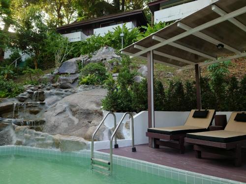 オン ザ ヒル カロン リゾート2