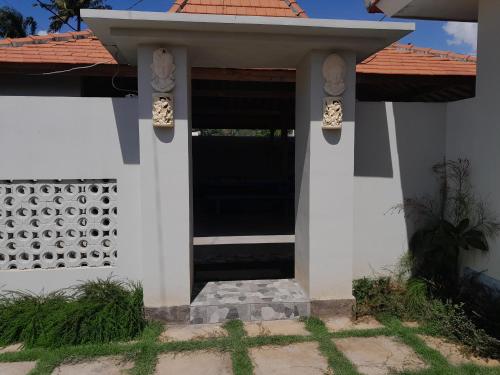 Entrance, Maha Rama Villas in Amed Entrance, Maha Rama Villas in Amed