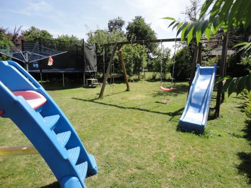 Fewo 7 mit Süd - Terrasse, Garten, Trampolin, Tischtennis (Fewo 7 mit Sud - Terrasse, Garten, Trampolin, Tischtennis) in Dahme Fewo 7 mit Süd - Terrasse, Garten, Trampolin, Tischtennis (Fewo 7 mit Sud - Terrasse, Garten, Trampolin, Tischtennis) in Dahme