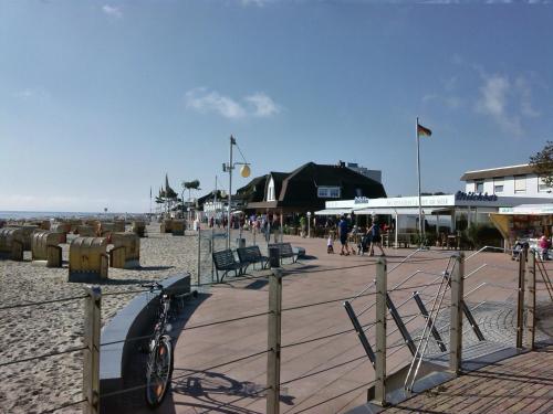 Fewo 7 mit Süd - Terrasse, Garten, Trampolin, Tischtennis (Fewo 7 mit Sud - Terrasse, Garten, Trampolin, Tischtennis) in Dahme Fewo 7 mit Süd - Terrasse, Garten, Trampolin, Tischtennis (Fewo 7 mit Sud - Terrasse, Garten, Trampolin, Tischtennis) in Dahme