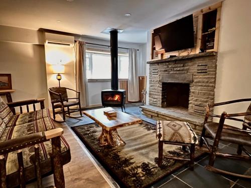 Cozy Hunter Cabins in Хантер Cozy Hunter Cabins in Хантер