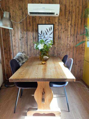 Koselig gårdshus (Koselig gardshus) in Otta Koselig gårdshus (Koselig gardshus) in Otta