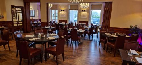 Restaurant, The Royal Hotel in Crosby Restaurant, The Royal Hotel in Crosby