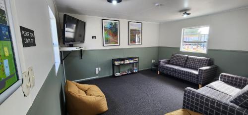 ห้องส่วนกลางสำหรับนั่งเล่น/ดูทีวี, Levin TOP 10 Holiday Park in เลวิน ห้องส่วนกลางสำหรับนั่งเล่น/ดูทีวี, Levin TOP 10 Holiday Park in เลวิน