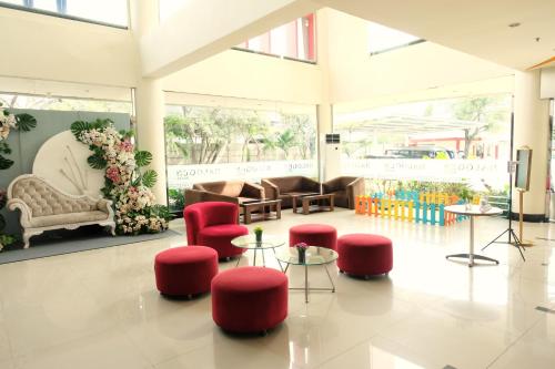 Halogen Hotel in Waru Halogen Hotel in Waru