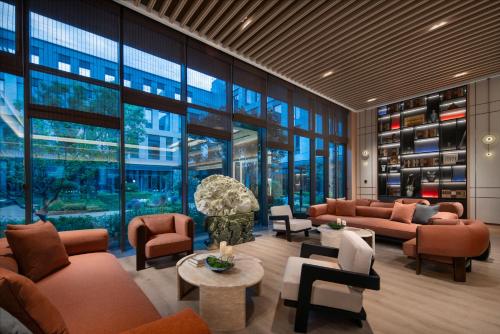 Lobby, Holiday InnHoliday Inn Express Beijing Zhongguancun Tech Park By IHG in Shangdi Industrial Park/Xisanqi Lobby, Holiday InnHoliday Inn Express Beijing Zhongguancun Tech Park By IHG in Shangdi Industrial Park/Xisanqi