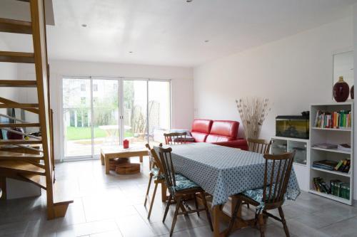 Létesítmények, EXIGEHOME - Maison à 2 pas de la foret - 10 min de Versailles (EXIGEHOME - Maison a 2 pas de la foret - 10 min de Versailles) in Velizy-Villacoublay Létesítmények, EXIGEHOME - Maison à 2 pas de la foret - 10 min de Versailles (EXIGEHOME - Maison a 2 pas de la foret - 10 min de Versailles) in Velizy-Villacoublay