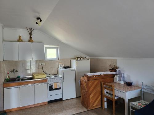 Facilities, KAPOR HOUSE-wonderful sea view in Podi Facilities, KAPOR HOUSE-wonderful sea view in Podi