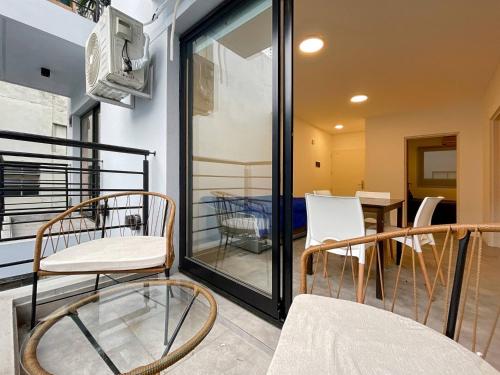 Modern Almagro Apartment for 4 Guests with Balcony and Full Amenities in Boedo Modern Almagro Apartment for 4 Guests with Balcony and Full Amenities in Boedo
