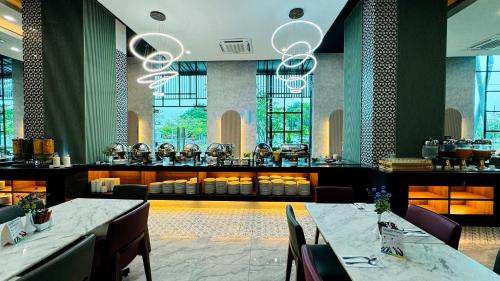 Restaurant, Raia Hotel and Convention Centre Alor Setar in Alor Setar Restaurant, Raia Hotel and Convention Centre Alor Setar in Alor Setar