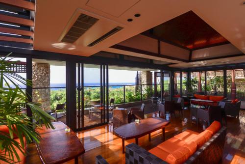 Bar/lounge, Shigira Bayside Suite Allamanda in Shigira Beach Bar/lounge, Shigira Bayside Suite Allamanda in Shigira Beach
