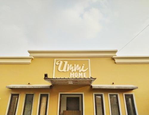 Pintu masuk, Ummi Home Syariah Mitra RedDoorz in Tegal Pintu masuk, Ummi Home Syariah Mitra RedDoorz in Tegal