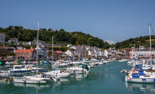 Otoczenie, Porthole Suites in Saint Aubin Otoczenie, Porthole Suites in Saint Aubin