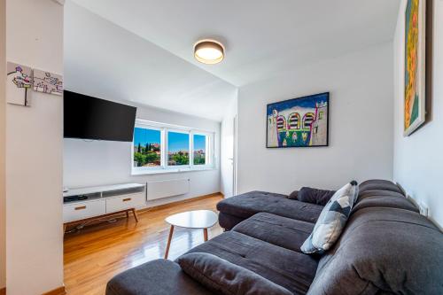 Prestige 7 Apartment