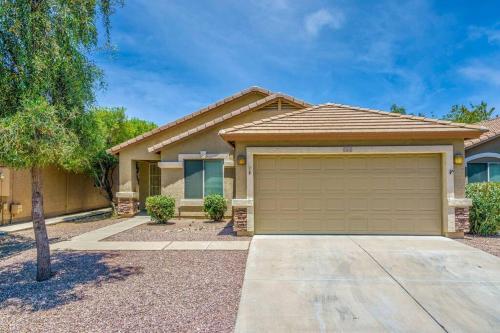Great location near shopping & entertainment in Litchfield Park Great location near shopping & entertainment in Litchfield Park