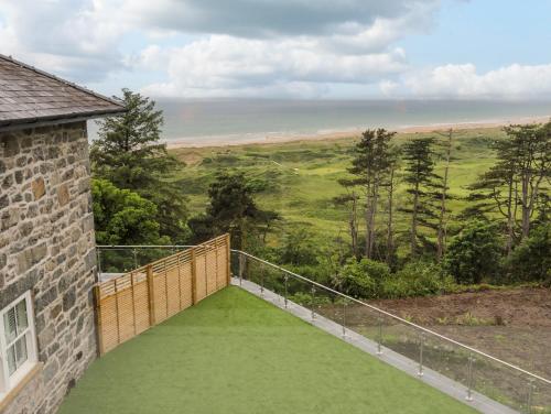 Exterior view, Valerian Lodge in Harlech Exterior view, Valerian Lodge in Harlech