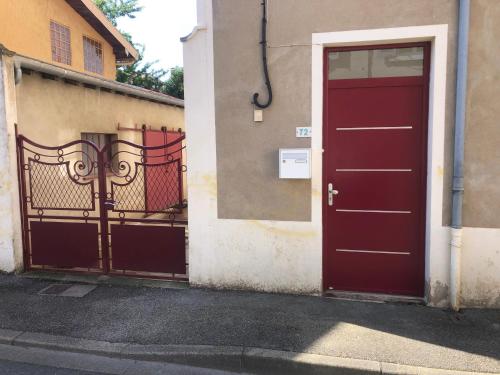 Bejárat, Ibis Rouge in Villars-les-Dombes Bejárat, Ibis Rouge in Villars-les-Dombes