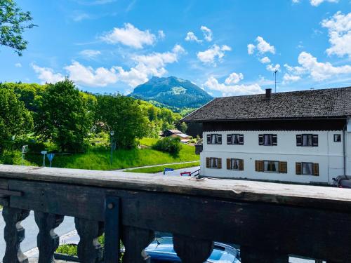 شرفة/ تراس, Apartment Breitenstein in historischem Bauernhaus in فيشباشاو شرفة/ تراس, Apartment Breitenstein in historischem Bauernhaus in فيشباشاو