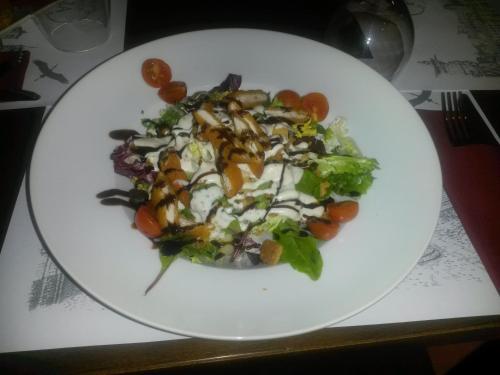 This photo about Hostal Meson Plaza shared on HyHotel.com