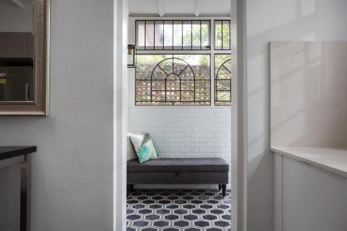 Elegant 3-Bed Heritage House with Swimming Pool in Hunters Hill Elegant 3-Bed Heritage House with Swimming Pool in Hunters Hill