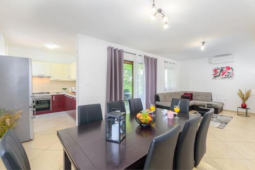 House Gorana by IstriaLux in Svetvincenat House Gorana by IstriaLux in Svetvincenat