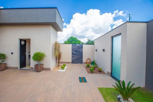 시설, Refúgio de Luxo: 4 Suítes, Piscina, Acesso ao Lago (Refugio de Luxo: 4 Suites, Piscina, Acesso ao Lago) in 파르케 테르마스 지 칼다스 시설, Refúgio de Luxo: 4 Suítes, Piscina, Acesso ao Lago (Refugio de Luxo: 4 Suites, Piscina, Acesso ao Lago) in 파르케 테르마스 지 칼다스