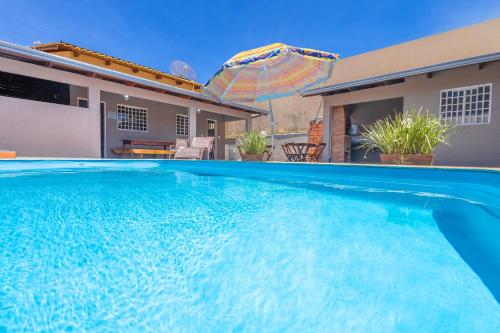 수영장, Casa completa c/ Piscina - Excelente localização (Casa completa c/ Piscina - Excelente localizacao) in 포풀라르 수영장, Casa completa c/ Piscina - Excelente localização (Casa completa c/ Piscina - Excelente localizacao) in 포풀라르