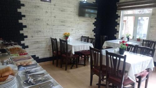 餐飲選擇, ADMIRAL in 泰爾梅茲 餐飲選擇, ADMIRAL in 泰爾梅茲