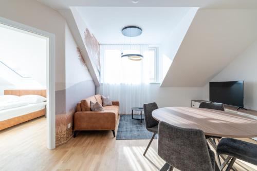 Exclusive 70 m2 Suite with Balcony and Air Conditioning