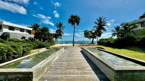 Luxury Beachfront Apt - Perfect for Beach Lovers