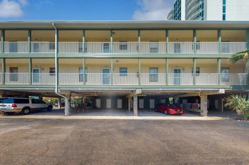 The Landing 203 by Meyer Vacation Rentals in Gulf Shores The Landing 203 by Meyer Vacation Rentals in Gulf Shores