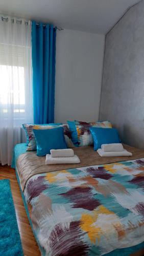 Plavi Tirkiz in Gornji Grad Plavi Tirkiz in Gornji Grad