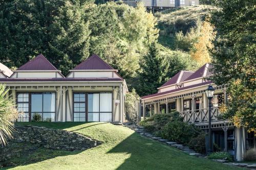 Exterior view, Sherwood Queenstown in Queenstown Exterior view, Sherwood Queenstown in Queenstown