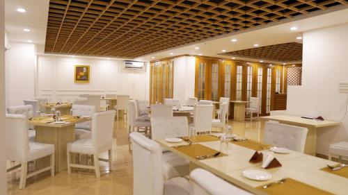 Restaurant, Grand Vistana near Shahjalal International Airport Restaurant, Grand Vistana near Shahjalal International Airport