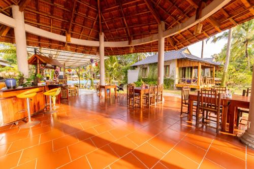 Restaurant, Dugong Cottage PhuQuoc in Ham Ninh Restaurant, Dugong Cottage PhuQuoc in Ham Ninh