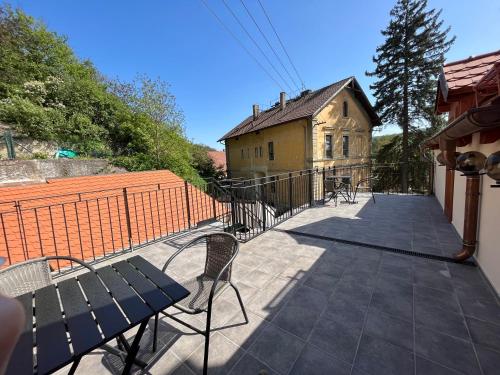 陽台/露台, Bunkr Karlštejn (Bunkr Karlstejn) in 卡爾什特因 陽台/露台, Bunkr Karlštejn (Bunkr Karlstejn) in 卡爾什特因