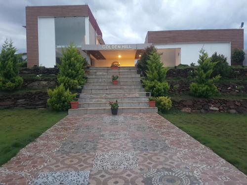 Golden Hill Resort in Kamanadurga Golden Hill Resort in Kamanadurga