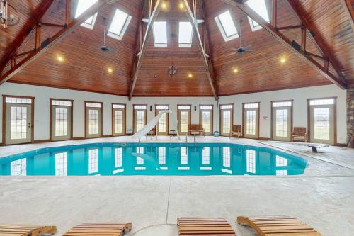 Grace and Grandeur-The Stables Estate in ماسيلون Grace and Grandeur-The Stables Estate in ماسيلون