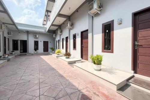 Exterior view, De Farasat Hotel in Deli Serdang Exterior view, De Farasat Hotel in Deli Serdang