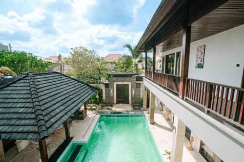 The Golden Serendipity Villa Seminyak
