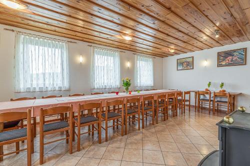 מתקני המלון, Vineyard Homestead Vrtin - Happy Rentals in דולנסקה טופליצ'ה מתקני המלון, Vineyard Homestead Vrtin - Happy Rentals in דולנסקה טופליצ'ה