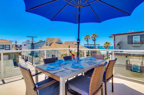 B5134 Nautical Beach House