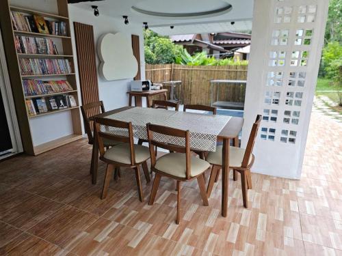 HOMETHAI RESORT (โฮมไทยรีสอร์ท) in San Pa Tong HOMETHAI RESORT (โฮมไทยรีสอร์ท) in San Pa Tong