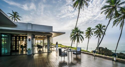 مطعم, منتجع أنانتارا بيس هيفين تانجالي (Anantara Peace Haven Tangalle Resort) in Tangalle مطعم, منتجع أنانتارا بيس هيفين تانجالي (Anantara Peace Haven Tangalle Resort) in Tangalle