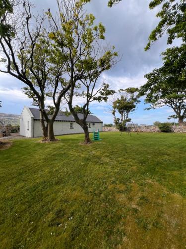 Garden, Mia's Self Catering Holiday Cottage Donegal in Dunglow Garden, Mia's Self Catering Holiday Cottage Donegal in Dunglow