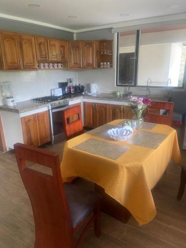 Dogsland Bellevue - Bienvenidos - Ferienwohnungen in ซานอันโตนิโอเดอพิชินชา Dogsland Bellevue - Bienvenidos - Ferienwohnungen in ซานอันโตนิโอเดอพิชินชา