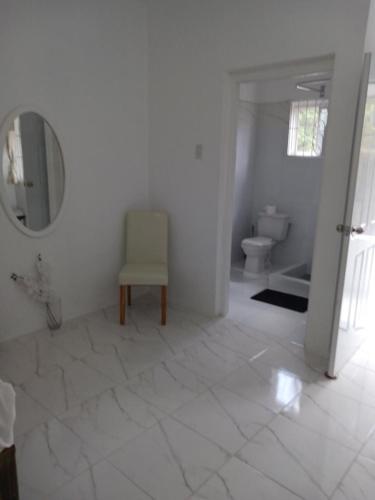 Hill View Rooms in Ocho Rios Hill View Rooms in Ocho Rios