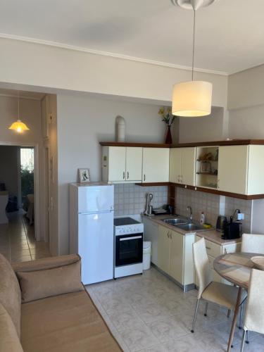 Szolgáltatások, ANGELA APARTMENT in Koroni Szolgáltatások, ANGELA APARTMENT in Koroni