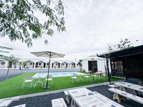 Peeranon Resort near Artitaya Country Club Peeranon Resort near Artitaya Country Club