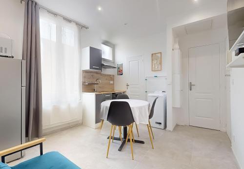 Magnifique appartement 3Pieces Paris Expo Pte de Versailles in Vanves Magnifique appartement 3Pieces Paris Expo Pte de Versailles in Vanves